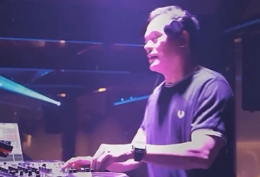 KLOUD SENOPATI - BOBBY SURYADI