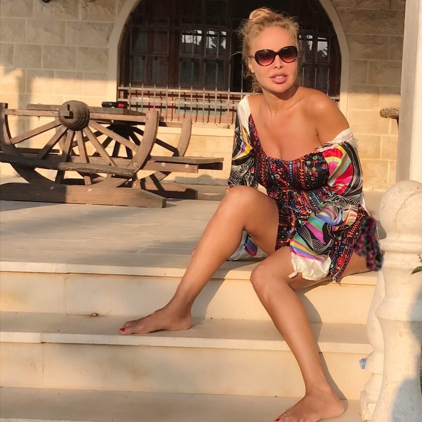 Profil dan gallery Foto Rola Saad, Model Cantik Asal Lebanon