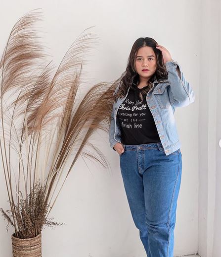 Kania Dachlan, dari Blogger ke Beauty Influencer