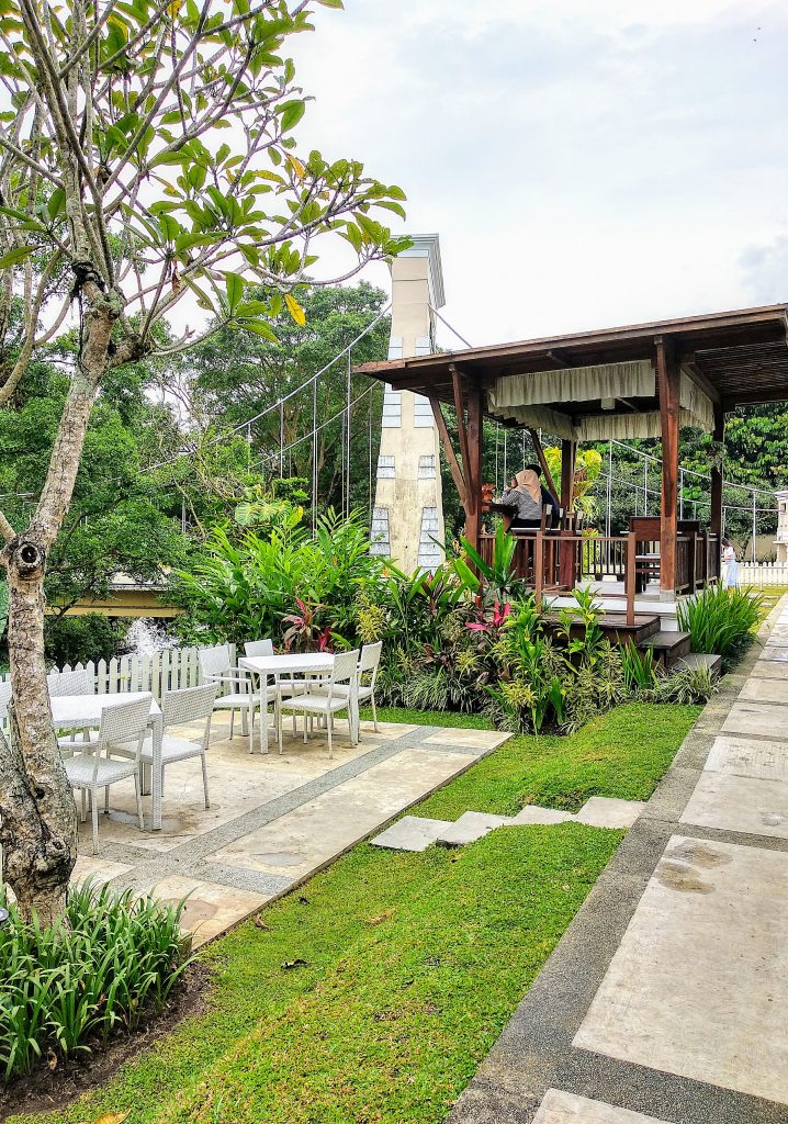 Bataputi Coffee House, Cafe Bergaya Modern Sekaligus Tradisional