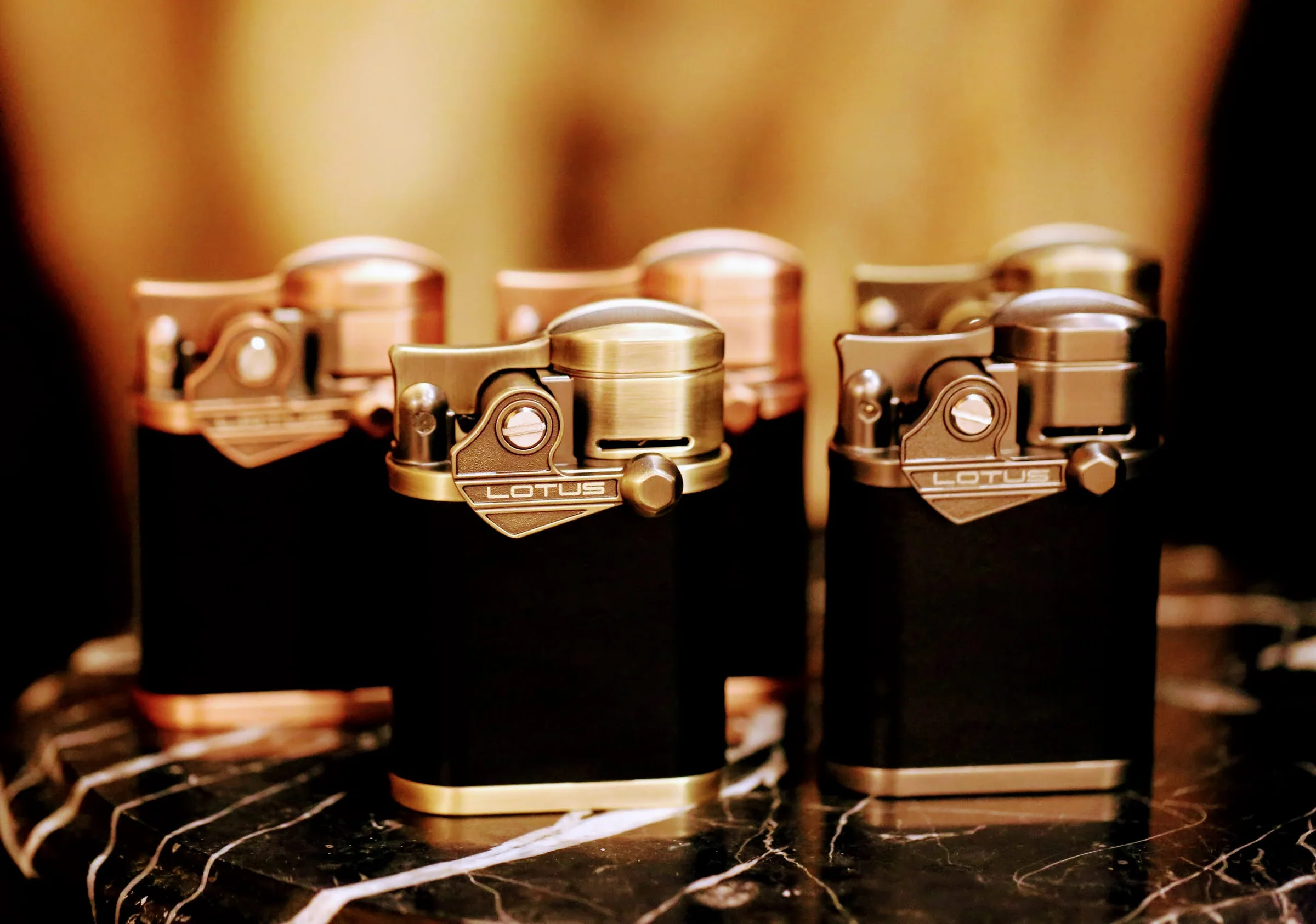 Beralih ke Cerutu, Ini yang Wajib Kalian Miliki