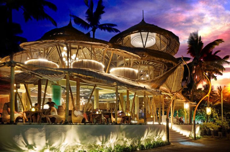4 Beach Club di Bali dengan Fasilitas Kolam Renang dan Biaya Masuk Gratis