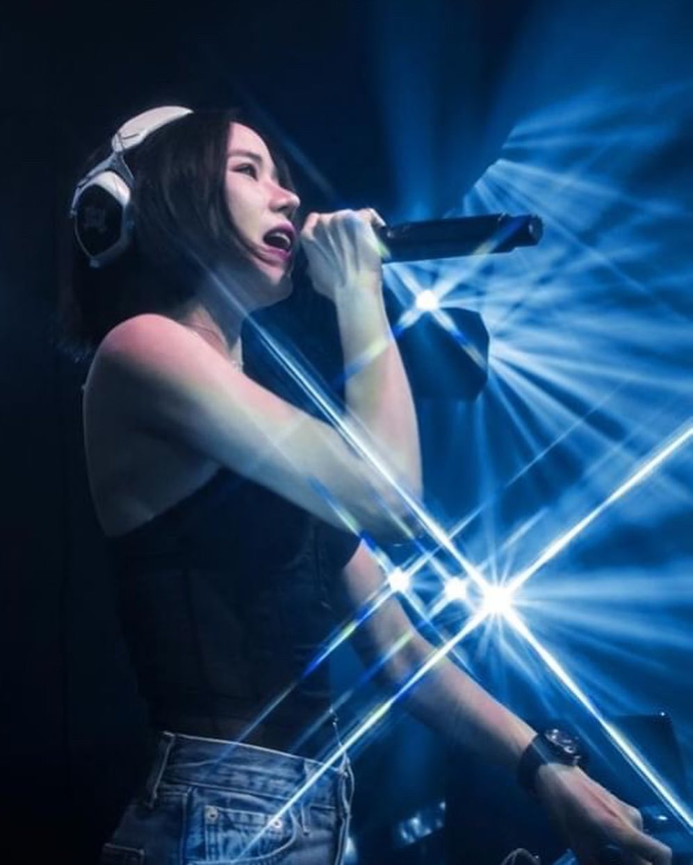 DJ Roxy June, DJ Sexy Asal Negeri Gajah