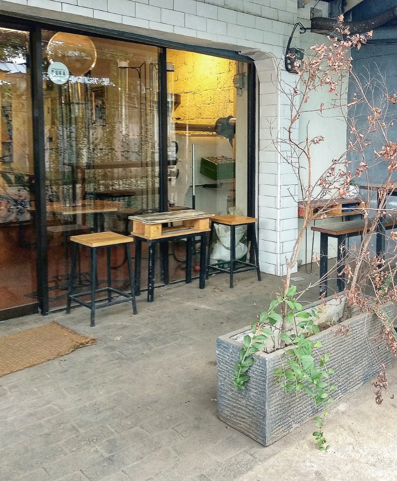 Begini Rasanya Sensasi Kopi Bening Racikan 210 Roastery