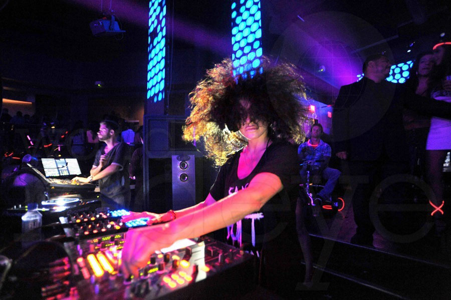 Profile DJ Nicole Moudaber, DJ dan Aktivis yang Menyuarakan Ketidakadilan