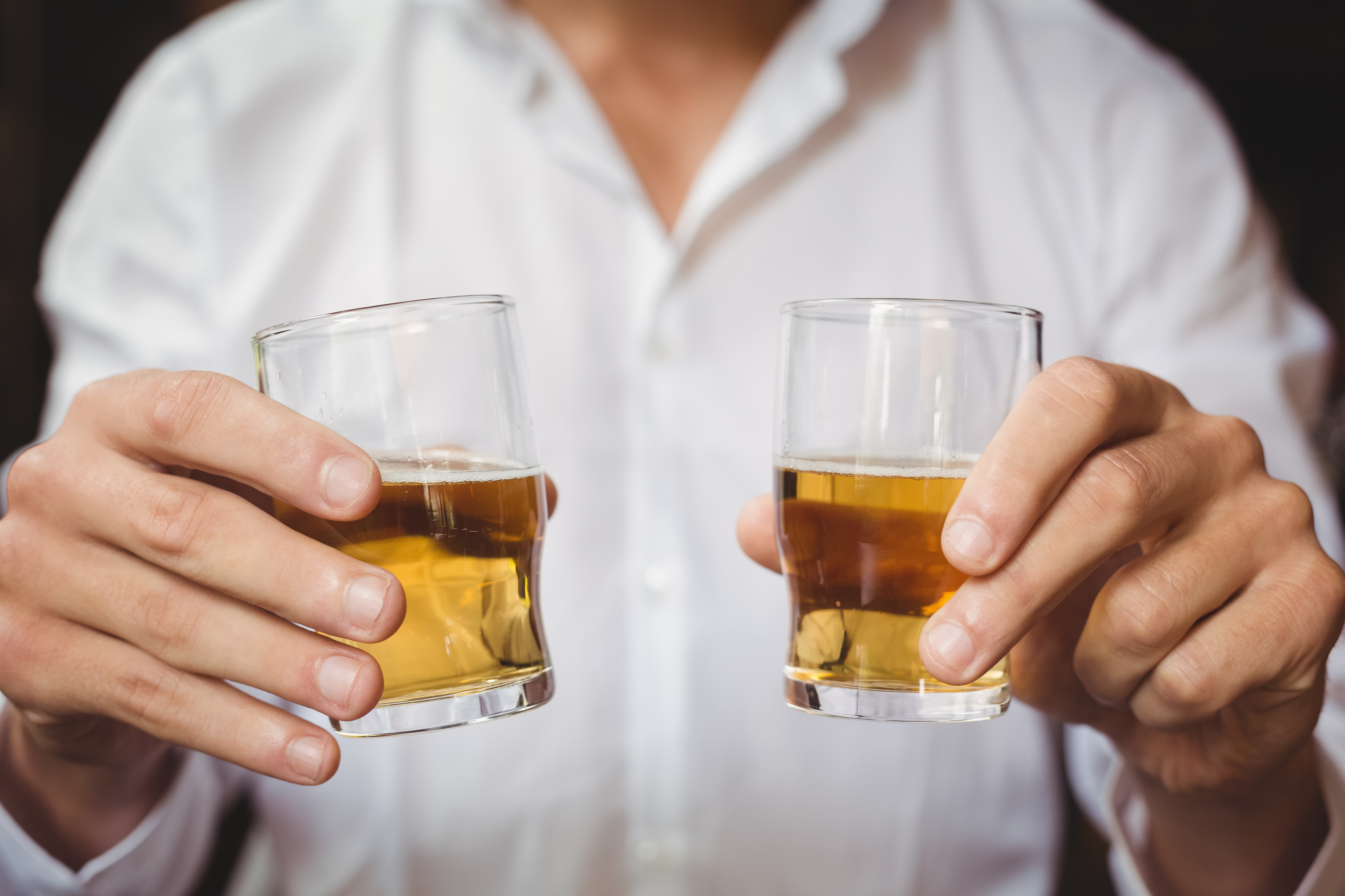 Pastikan Minuman Alkohol Asli dengan Cara Ini