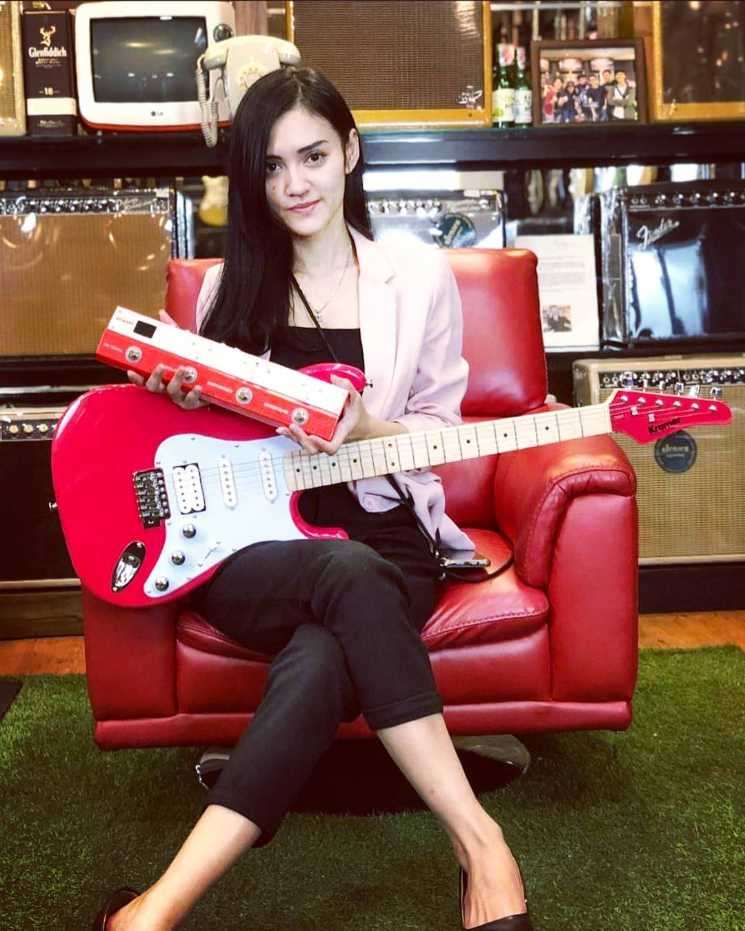 DJ Putri Lanna, Entertainer Sekaligus Entrepreneur