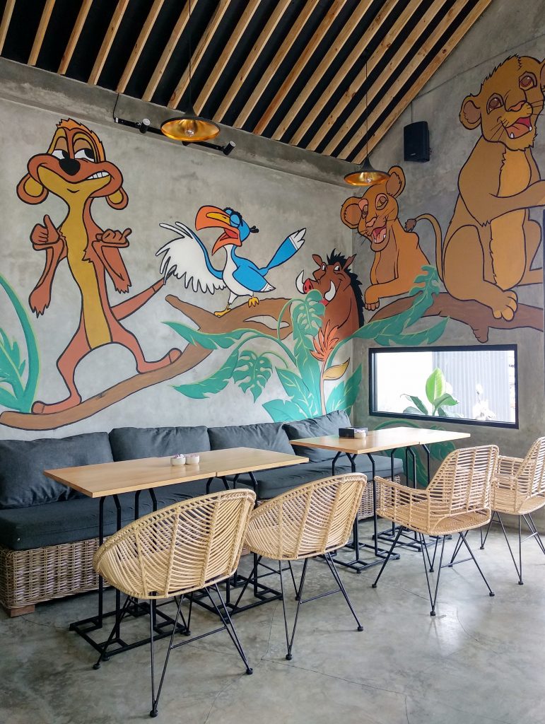 Ngopi di Hakuna Matata, Coffee Shop dengan Ruang Mezanin