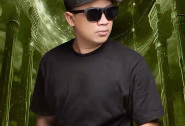 GREEN HOUSE BEKASI - BACK TO CAMPUS (IVAN CELLO)