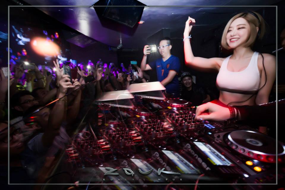 Fakta Menarik DJ Soda Yang Kini Tengah Naik Daun