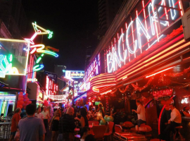 Dunia Malam Bangkok Ada Di Bada Bing Go-Go Bar
