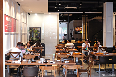 Menikmati Korea Fried Chicken Sehat Di Restoran Goobne PIK