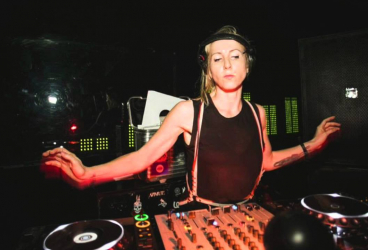 DJ Ellen Allien, Perintis Music Techno Terbaik