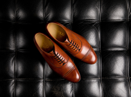 Tampil Profesional dengan 5 Sepatu Formal Lokal Pria Ini