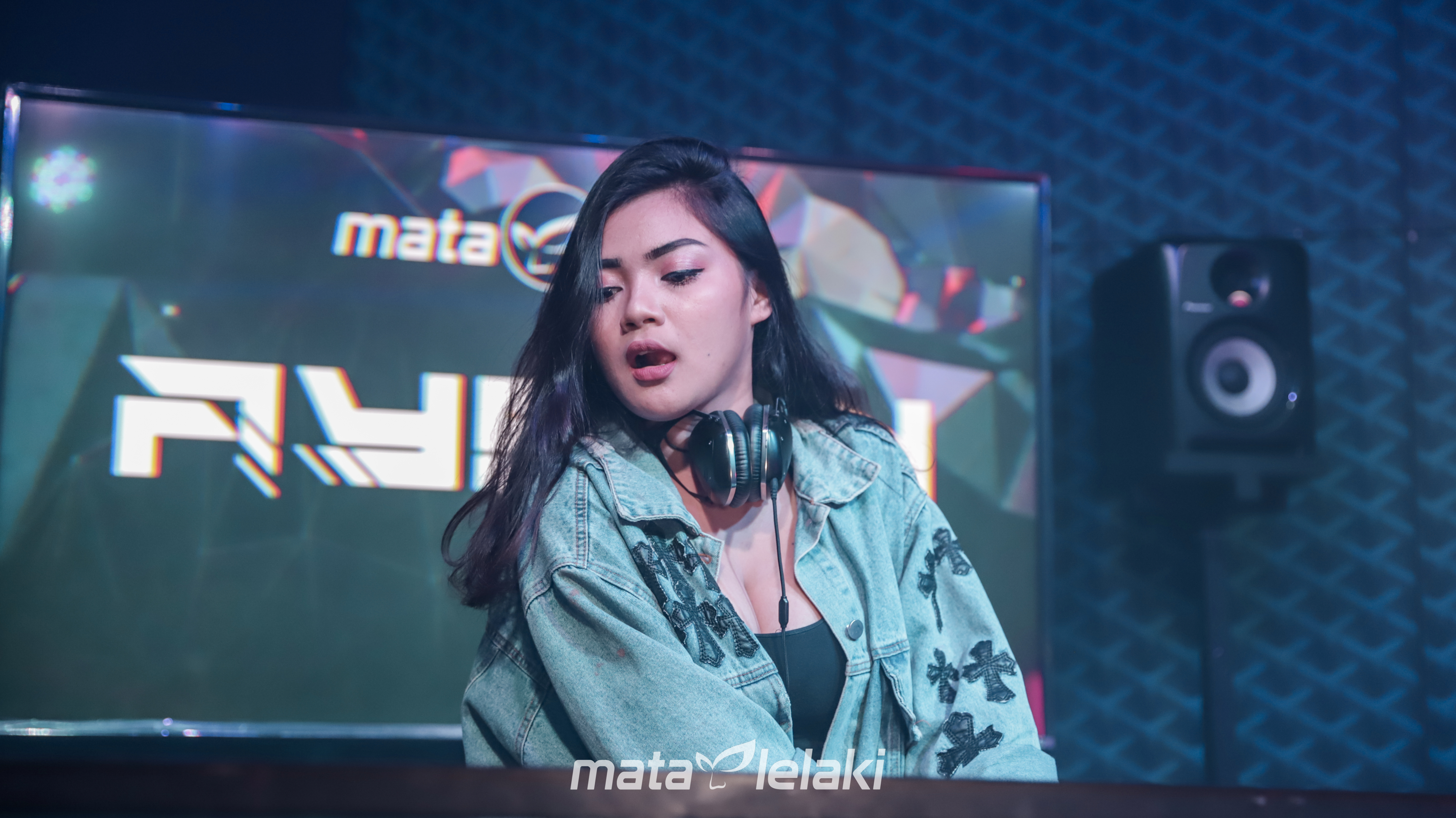 DJ Aysan Perform SuaraDJ at Studio Matalelaki