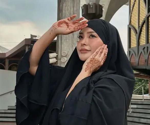 Perjalanan Seorang Bintang Porno Sampai Tobat