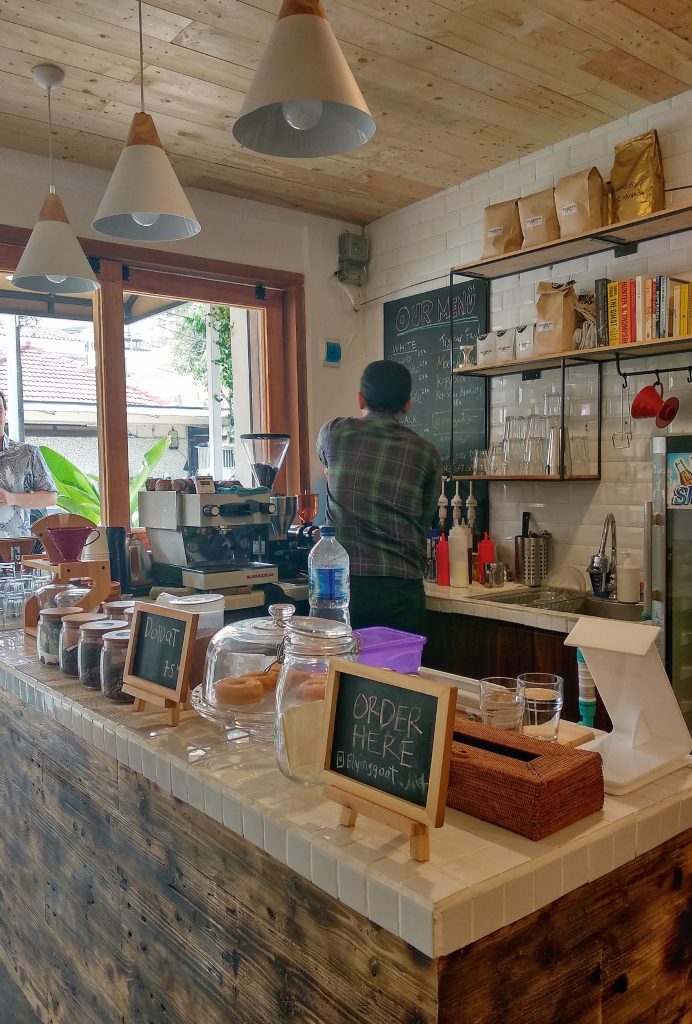 Flying Goat Coffee, Menikmati Es Kopi Susu dari Susu Kambing