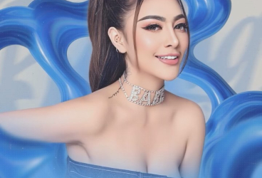 TIFFANEY BAR LOUNGE & KTV - NURIE SHERLYA