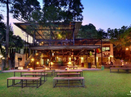 Sakapatat Beer Garden & Resto, Tempat Nongkrong Asyik di Semarang