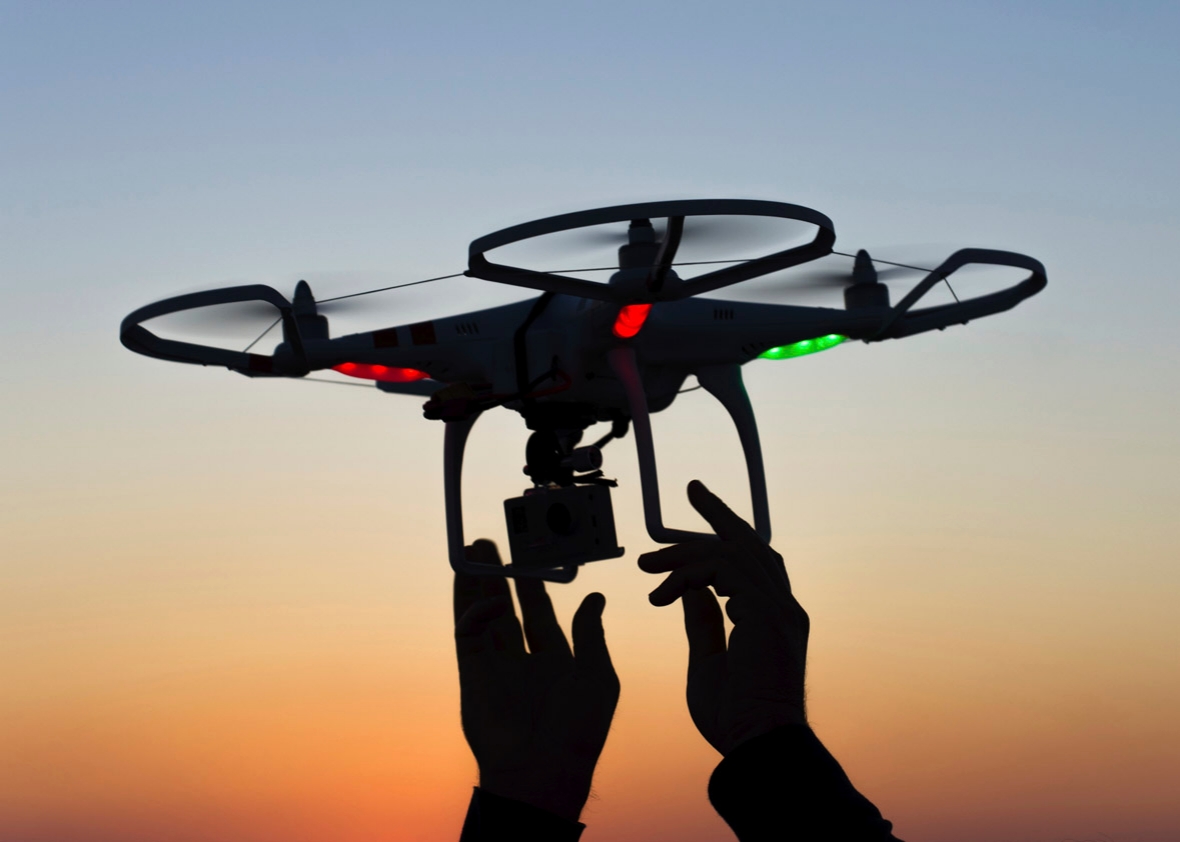 Drone, Man Toys Hobbies atau Equiment Wajib Profesional? Drone, Man Toys Hobbies atau Equiment Wajib Profesional?
