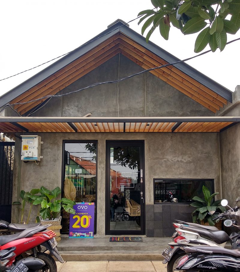 Ngopi di Hakuna Matata, Coffee Shop dengan Ruang Mezanin