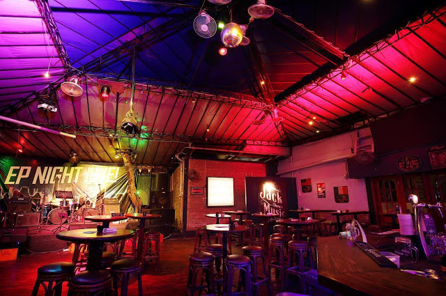 7 Bar Terbaik di Jakarta Untuk Berkenalan Dengan Ekspat