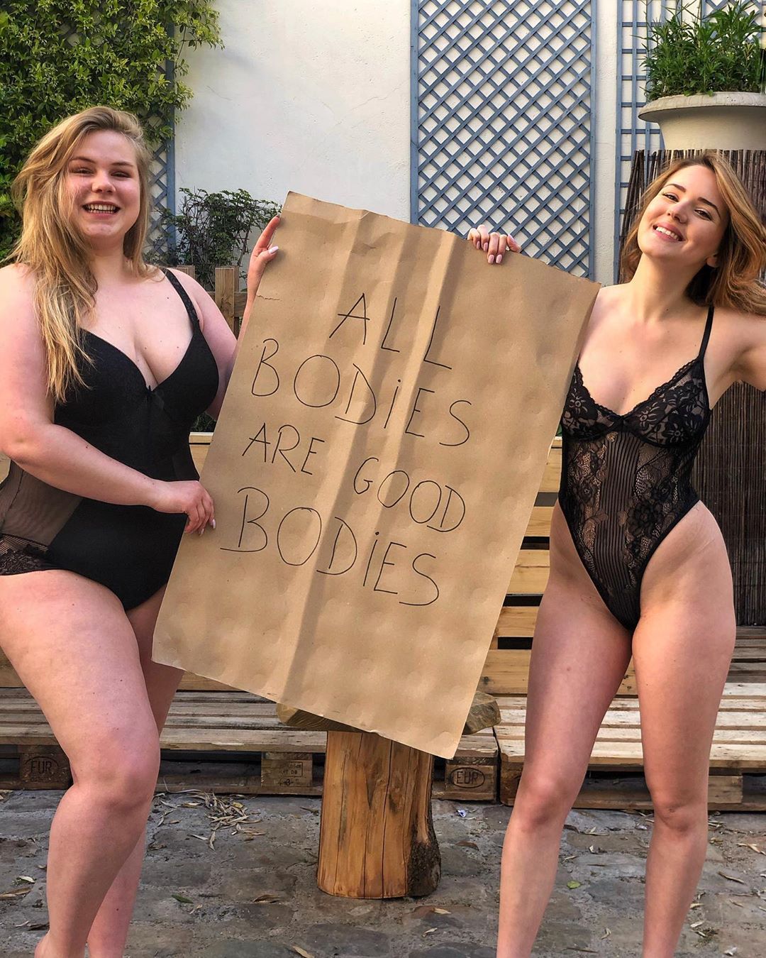 Gara-gara Posting Foto Sexy, Selebgram Ini Batal Liburan Gratis