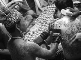 Seni Tato Suku Dayak, Tradisi dari Nenek Moyang