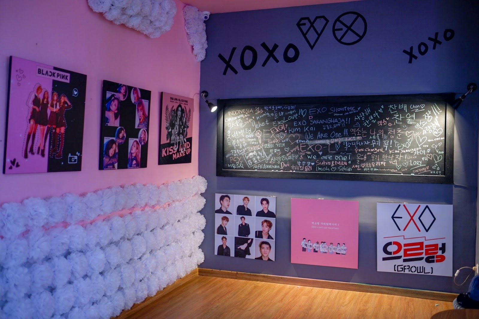 Loona Cafe, Tempat Nongkrong untuk Para Pecinta K-Pop