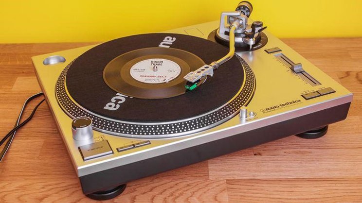 5 Rekomendasi Vinyl Player untuk Kolektor Piringan Hitam