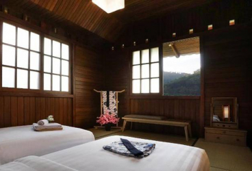 Merasakan Sensasi Jepang di Onsen Resort Batu Malang