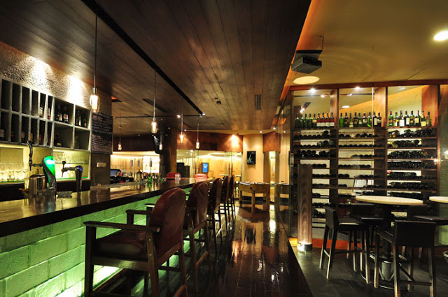 Bacchus Bar, Lokasi Minum Wine Sekaligus Lokasi Nobar