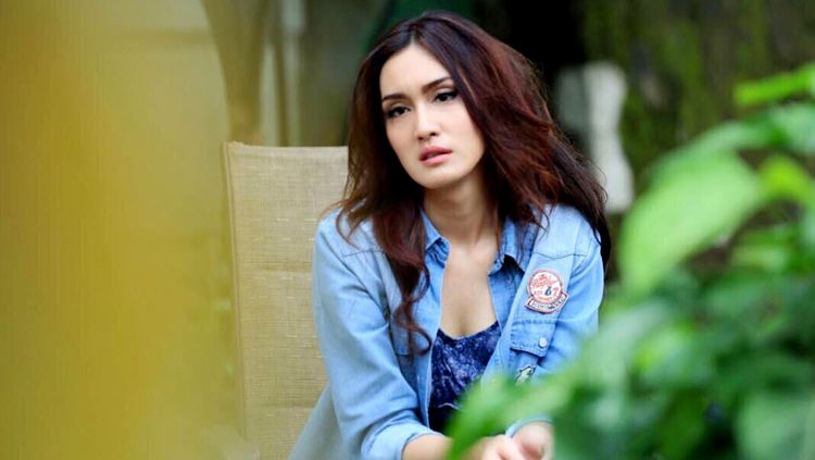 Daftar Presenter Sepak Bola Sexy dan Bikin Melek