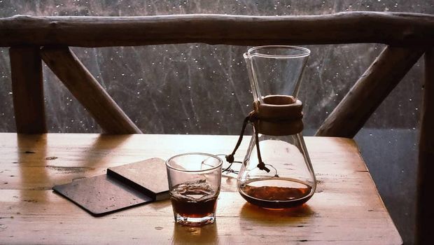 Tempat Ngopi Asyik dengan Pemandangan Citylight di Bandung