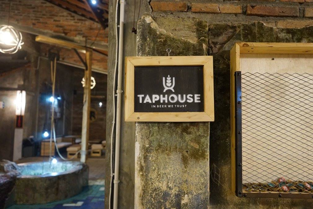 Tap House Beer Garden, Lokasi Minum Bir dengan Nuansa Klasik