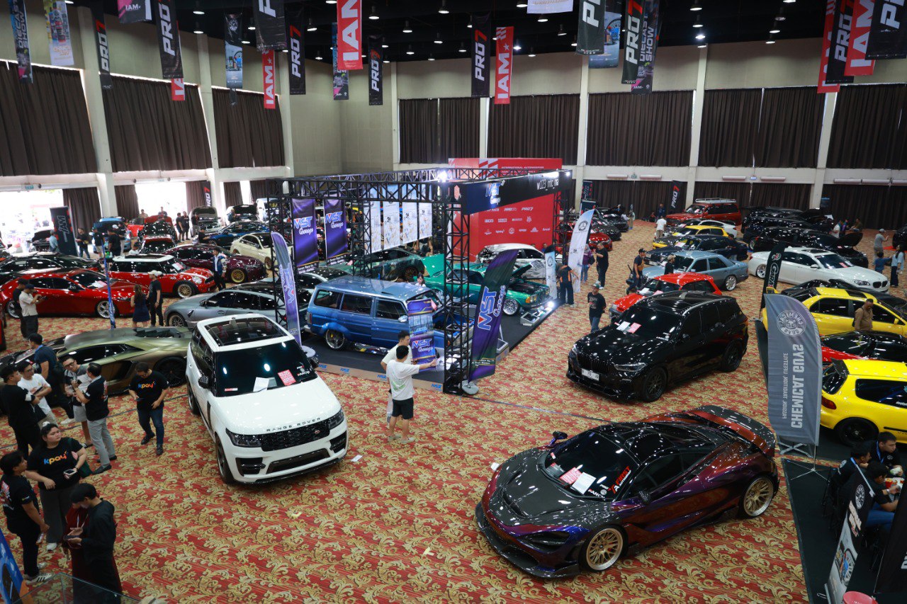 IAM JAKARTA 2025 Day 1: Bertemunya Otomotif dan Entertainment