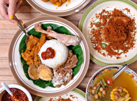 Rumah Makan Adem Ayem, 30 Tahun Menghadirkan Nasi Gudeng Dan Ayam Goreng Kalasan 