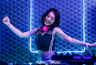 DJ Audrey June Perform at Studio Matalelaki