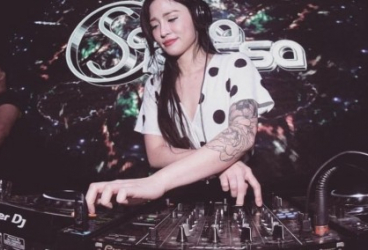 Profil Female DJ Sazha Clarissa yang Cantik dan Seksi