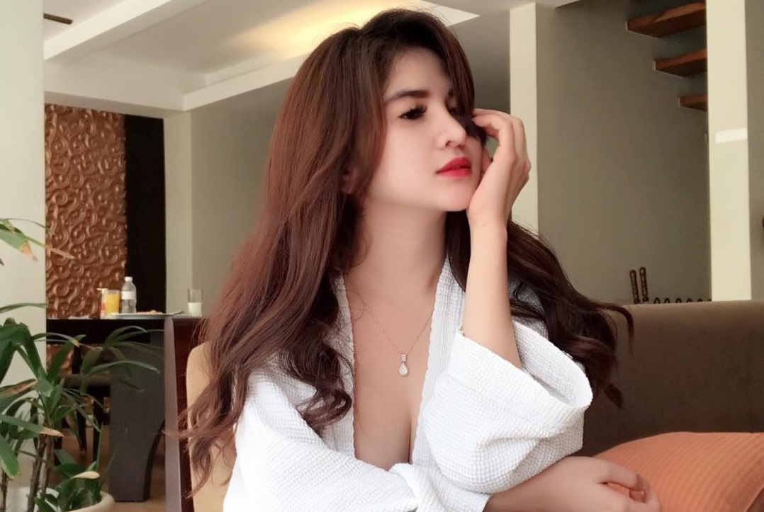 Aldira Chena Hot Model Indonesia