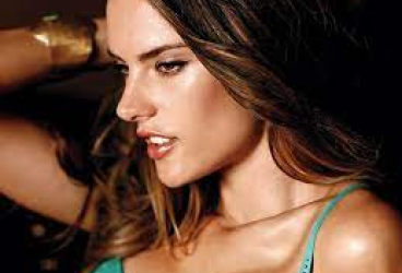 Alessandra Ambrosio, Model dengan Penghasilan Terbanyak Versi Forbes
