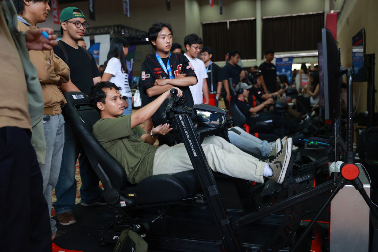 IAM JAKARTA 2025 Day 1: Bertemunya Otomotif dan Entertainment