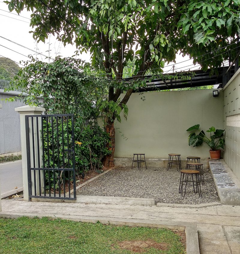 Menikmati Ngopi Rasa Rumah di Jacob Koffie Huis