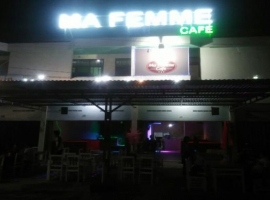 Ma Femme, Café Dengan Konsep Hiburan di Palembang