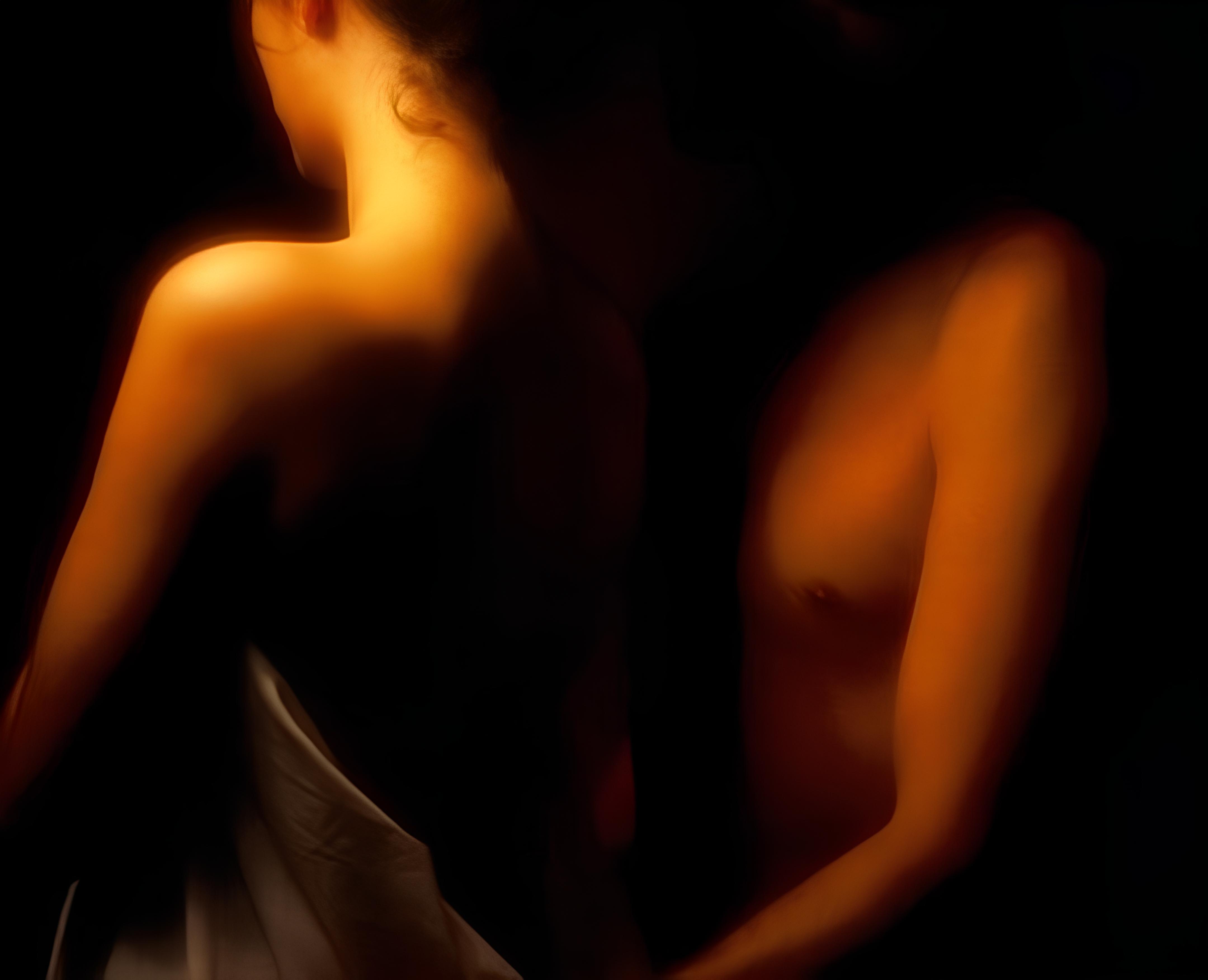 Alasan di Balik Berhubungan Intim dalam Keadaan Gelap