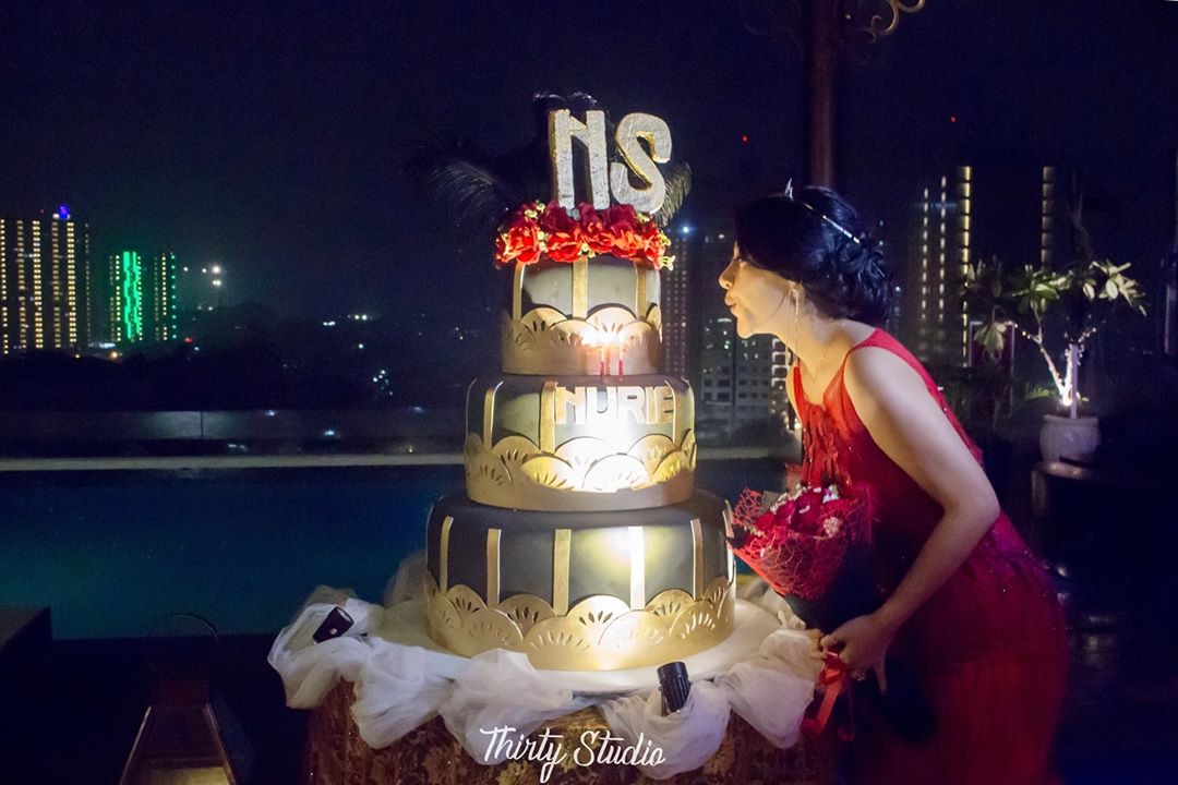 Sosok Manis DJ Nurie Sherlya