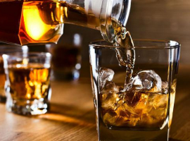 4 Efek Samping Terlalu Banyak Minum Alkohol