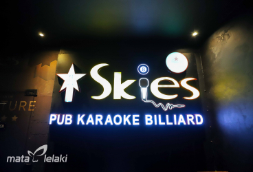 Gallery Foto Skies PUB Karaoke Billiard