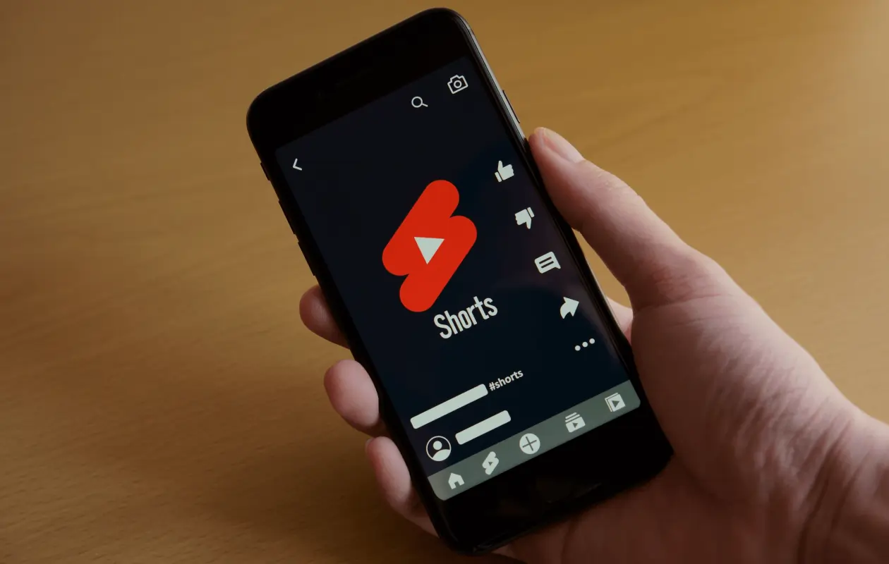 Nonton Video Pendek Bisa Rusak Kesehatan Otak?