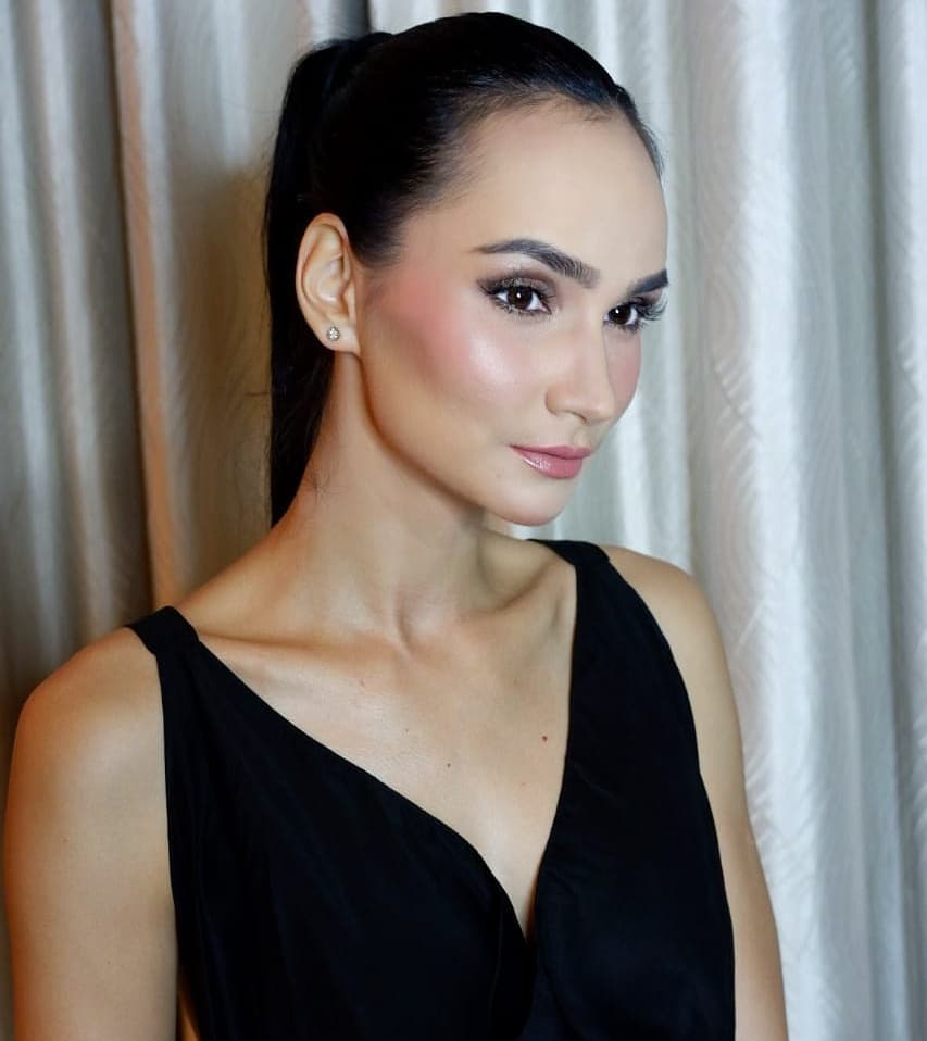 5 Model Cantik Uzbekistan yang Bikin Pria Tak Berkedip